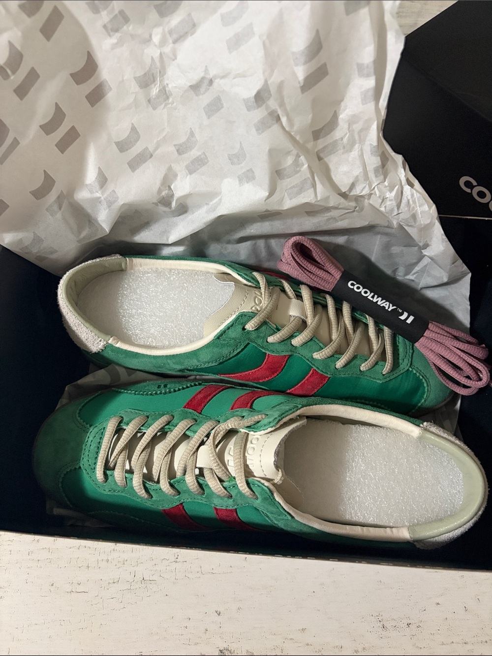 Coolway Kizuna Green Sneakers with Red Stripes and Cream Accents Unisex - Picture 11 of 12